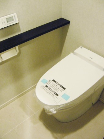 手洗器のないトイレに新設 LIXILサティスS+コフレル 手洗器のないトイレに新設 LIXILサティスS+コフレル